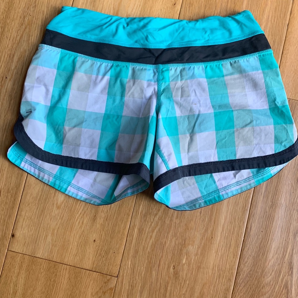 Lyly lemon shorts